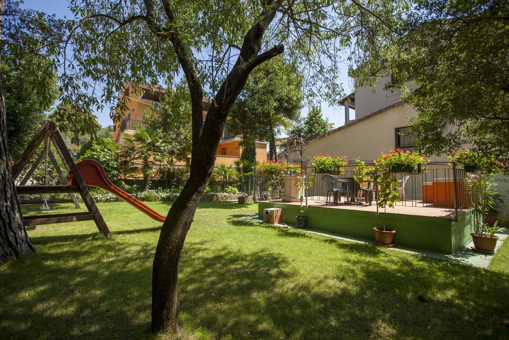 Apartments Villa Ban 로비니 외부 사진