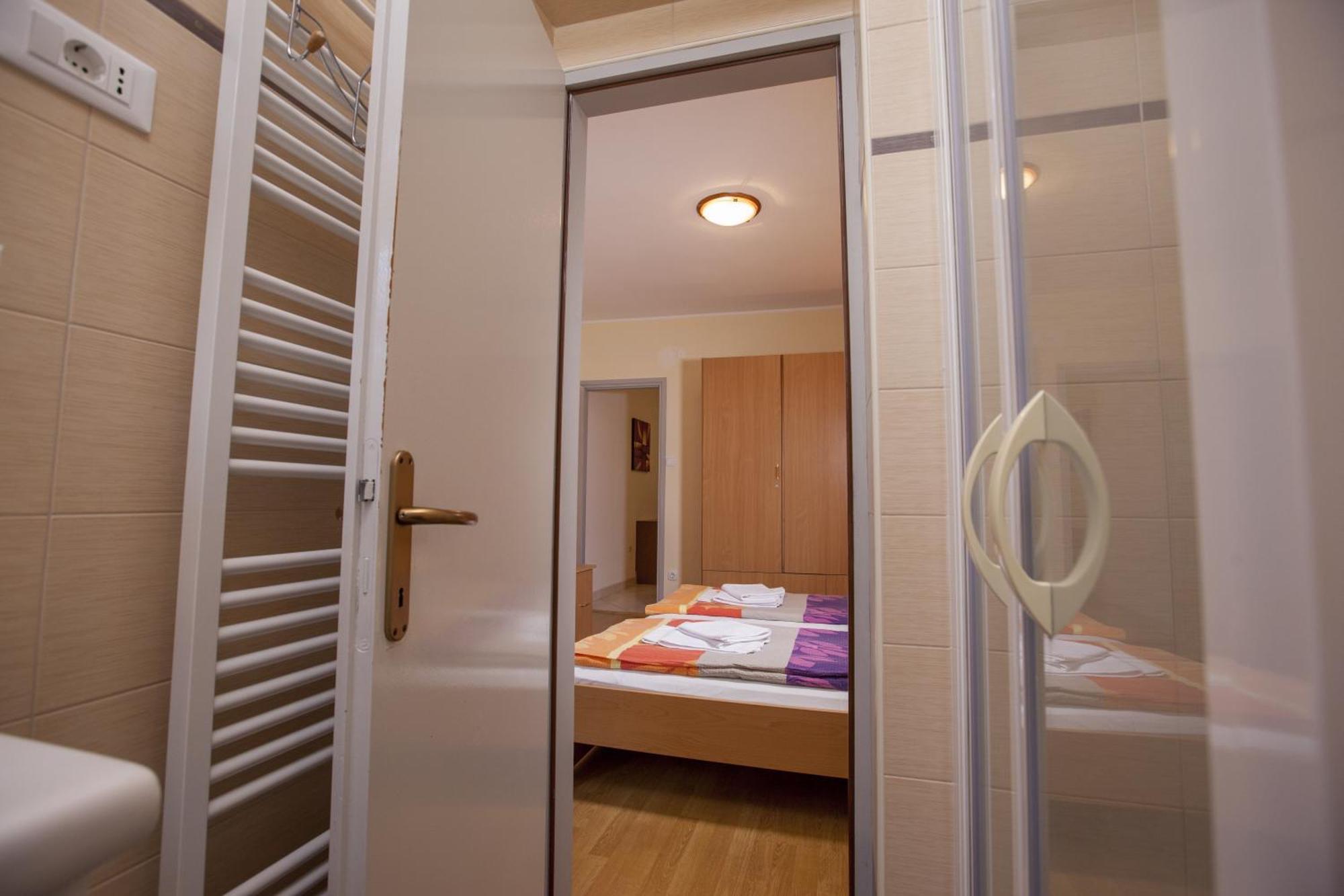 Apartments Villa Ban 로비니 객실 사진